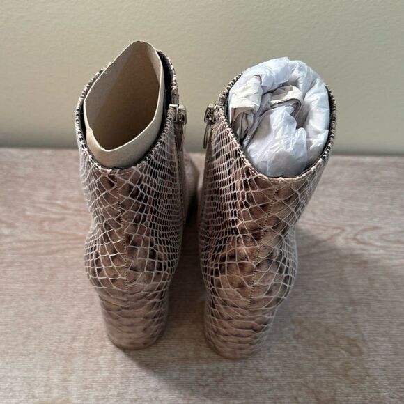 Marc Fisher Retire Snakeskin Pointed Bootie- Natural Multi- Size 6 M- NIB - Picture 4 of 8